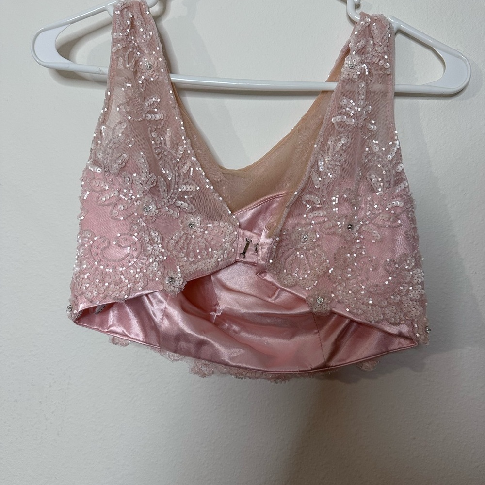 Sherri Hill Blush Sequin Crop Top - Picture 2 of 5